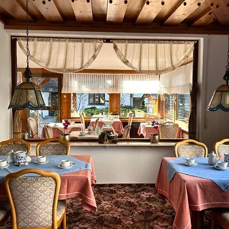 Gaestehaus Herzog Bed and Breakfast